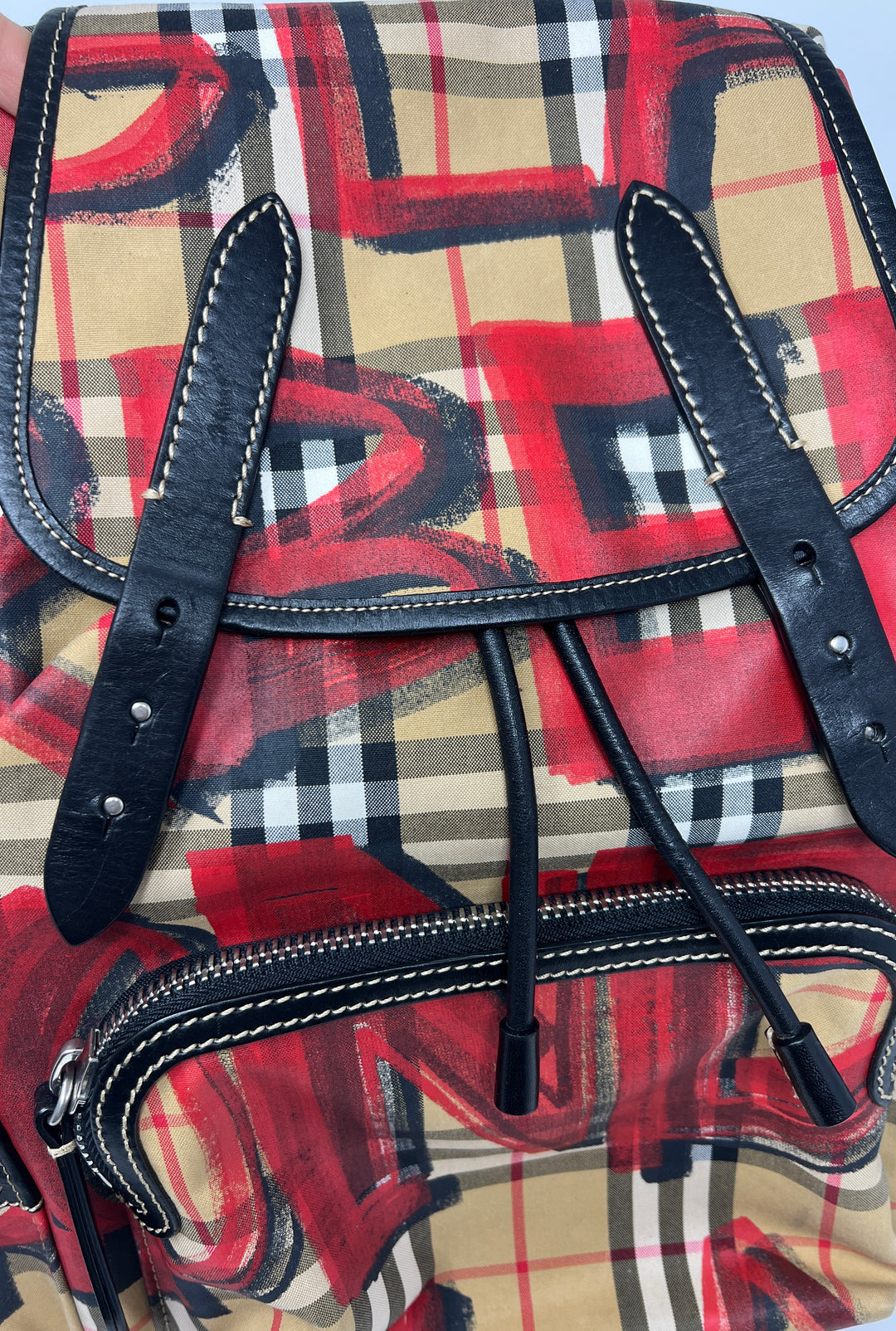 Graffiti Backpack Nylon Nova Check – PRELOVEDSTORY