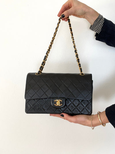 CHANEL_MEDIUM_DOUBLE_FLAP_BLACK_VINTAGE